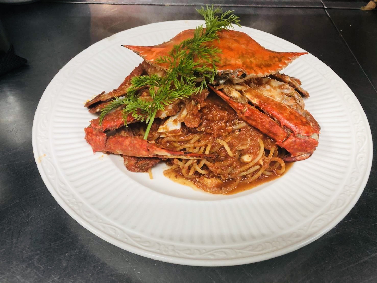 専属シェフによる料理